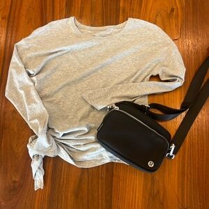 Lululemon “To The‎ Point” Asymmetrical Top sz 2 Heathered Light Grey